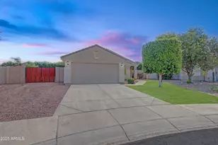 8207 W Yukon Dr, Peoria, AZ 85382 - Photo 1