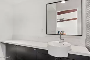 4925 E Red Rock Dr, Phoenix, AZ 85018 - Photo 69