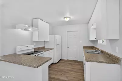 1410 S 24th Avenue #A, Phoenix, AZ 85009 - Photo 11