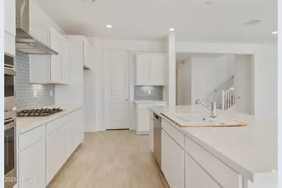 19033 W Rose Lane, Waddell, AZ 85355 - Photo 11