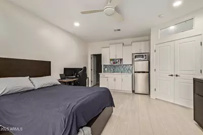 10011 N 1st Avenue, Phoenix, AZ 85021 - Photo 13