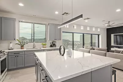 10011 N 1st Avenue, Phoenix, AZ 85021 - Photo 3