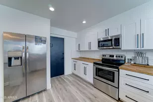 7944 E Vista Dr, Scottsdale, AZ 85250 - Photo 9