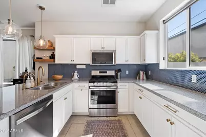 3030 N 38th Street #110, Phoenix, AZ 85018 - Photo 9