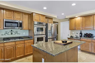 7555 E Laurel Street, Mesa, AZ 85207 - Photo 13