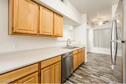 14950 W Mountain View Boulevard #6206, Surprise, AZ 85374 - Photo 13