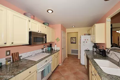 359 W Brisa Drive, Gilbert, AZ 85233 - Photo 13