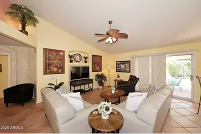 359 W Brisa Drive, Gilbert, AZ 85233 - Photo 17