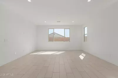 15791 W Desert Hollow Drive, Surprise, AZ 85387 - Photo 9