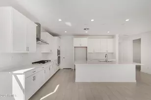 15791 W Desert Hollow Dr, Surprise, AZ 85387 - Photo 3