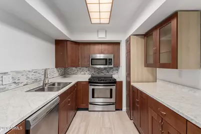 4444 E Paradise Village Parkway N #241, Phoenix, AZ 85032 - Photo 3