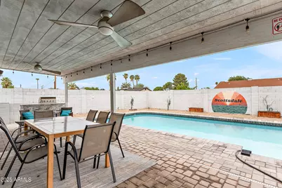 8602 E Mitchell Drive, Scottsdale, AZ 85251 - Photo 33