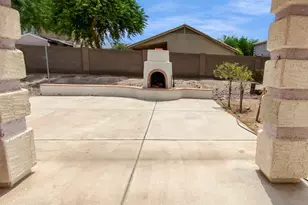 10933 W Vista Ave, Glendale, AZ 85307 - Photo 7