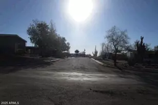 22320 W Scotty Ln, Wittmann, AZ 85361 - Photo 5