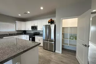 10200 W Catalina Dr, Arizona City, AZ 85123 - Photo 15