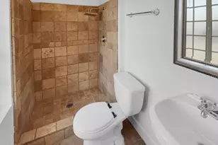 2342 W Danbury Rd, Phoenix, AZ 85023 - Photo 11