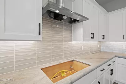 22439 E Oriole Way, Queen Creek, AZ 85142 - Photo 11