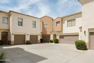 1102 W Glendale Ave, Phoenix, AZ 85021 - Photo 1