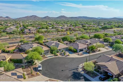 2927 W Plum Hollow Drive, Anthem, AZ 85086 - Photo 57