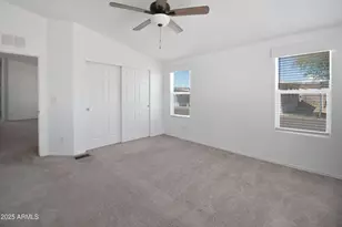 8601 N 71st Ave, Glendale, AZ 85301 - Photo 9