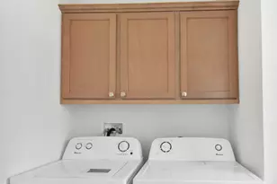 8601 N 71st Ave, Glendale, AZ 85301 - Photo 25