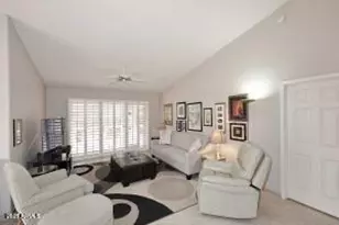 8429 W Oraibi Dr, Peoria, AZ 85382 - Photo 11