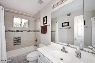 8429 W Oraibi Dr, Peoria, AZ 85382 - Photo 23