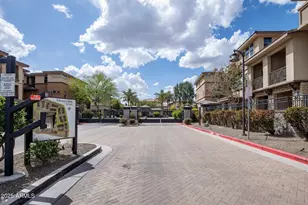 17850 N 68th St, Phoenix, AZ 85054 - Photo 13