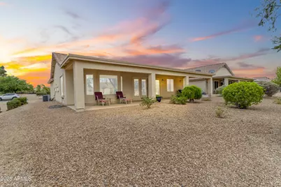 127 S Hancock Trail, Casa Grande, AZ 85194 - Photo 7