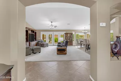 127 S Hancock Trail, Casa Grande, AZ 85194 - Photo 15