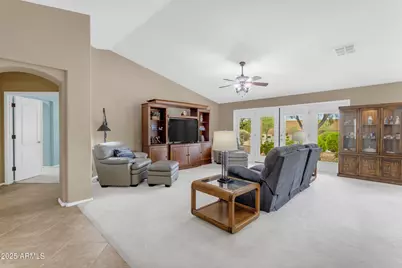 127 S Hancock Trail, Casa Grande, AZ 85194 - Photo 11