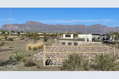 17288 W Patrick Lane, Surprise, AZ 85387 - Photo 9