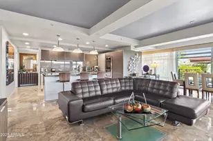 7131 E Rancho Vista Dr, Scottsdale, AZ 85251 - Photo 1