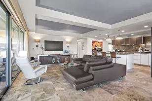 7131 E Rancho Vista Dr, Scottsdale, AZ 85251 - Photo 3