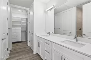 3131 N Central Ave, Phoenix, AZ 85012 - Photo 11