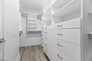 3131 N Central Ave, Phoenix, AZ 85012 - Photo 15