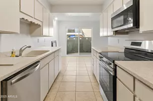 4901 N 73rd St, Scottsdale, AZ 85251 - Photo 13