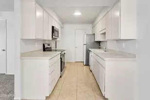 4901 N 73rd St, Scottsdale, AZ 85251 - Photo 11