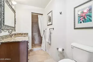 12 E Foothill Dr, Phoenix, AZ 85020 - Photo 33