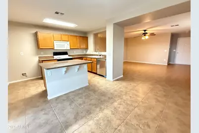 10422 E Bramble Avenue, Mesa, AZ 85208 - Photo 5