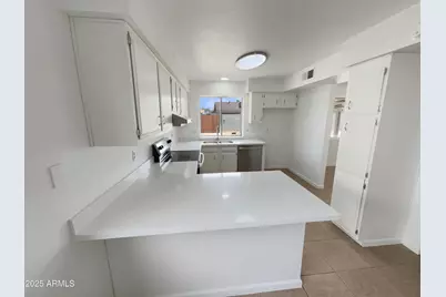 8920 W Monterey Way, Phoenix, AZ 85037 - Photo 13