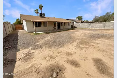 8920 W Monterey Way, Phoenix, AZ 85037 - Photo 29