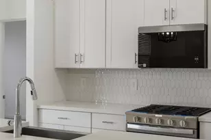 15841 W Gray Fox Trl, Surprise, AZ 85387 - Photo 7