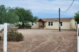 19546 E San Tan Blvd, Queen Creek, AZ 85142 - Photo 1