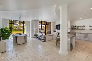 8 E Biltmore Estate, Phoenix, AZ 85016 - Photo 1