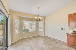 2010 E Indigo Dr, Chandler, AZ 85286 - Photo 11