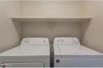 2210 N 27th Place, Phoenix, AZ 85008 - Photo 45