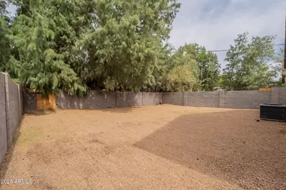 2210 N 27th Place, Phoenix, AZ 85008 - Photo 53