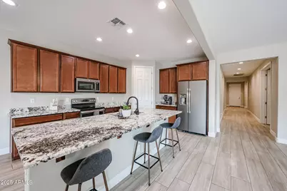 16083 W Laurel Lane, Surprise, AZ 85379 - Photo 5