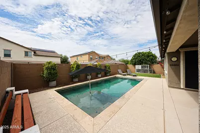 16083 W Laurel Lane, Surprise, AZ 85379 - Photo 43